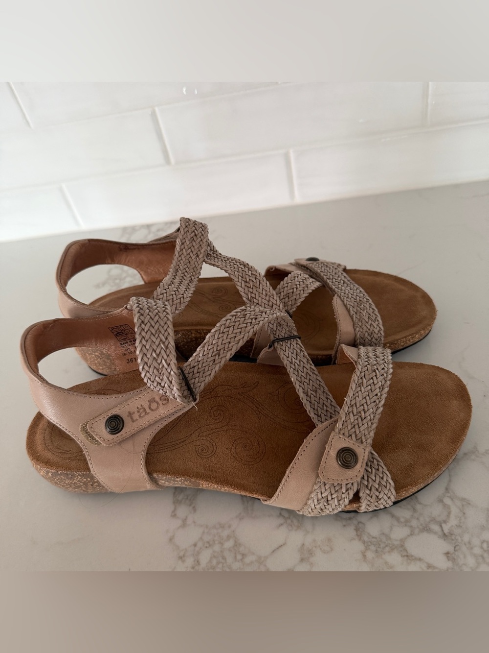 Taos Women’s Beige/Tan Leather Strappy Slip-On Sandals EU 41 US 10-10.5 Trulie